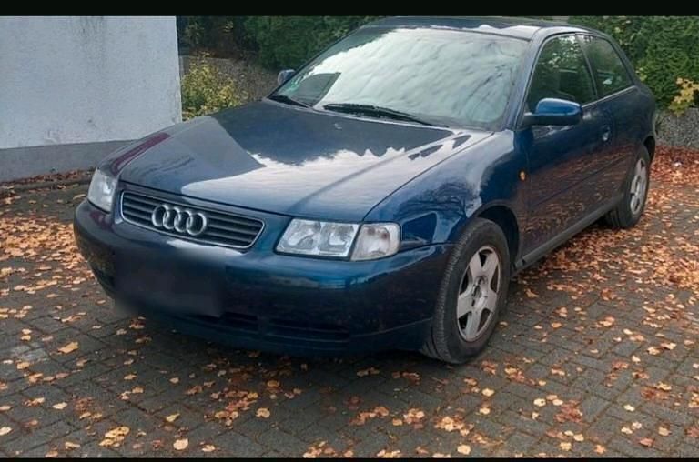Gebraucht Audi A3 105 PS (77 kW) 2000 Blau Kleinwagen