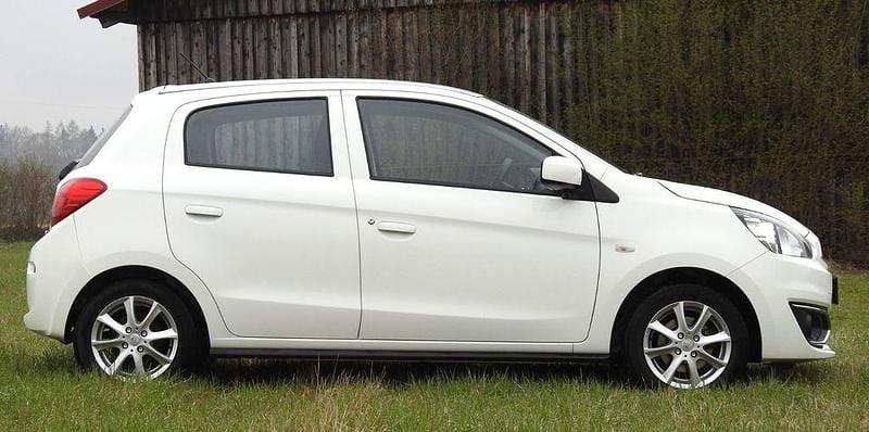 Gebraucht Mitsubishi Space Star 71 PS (52 kW) 2019 Weiß Kleinwagen