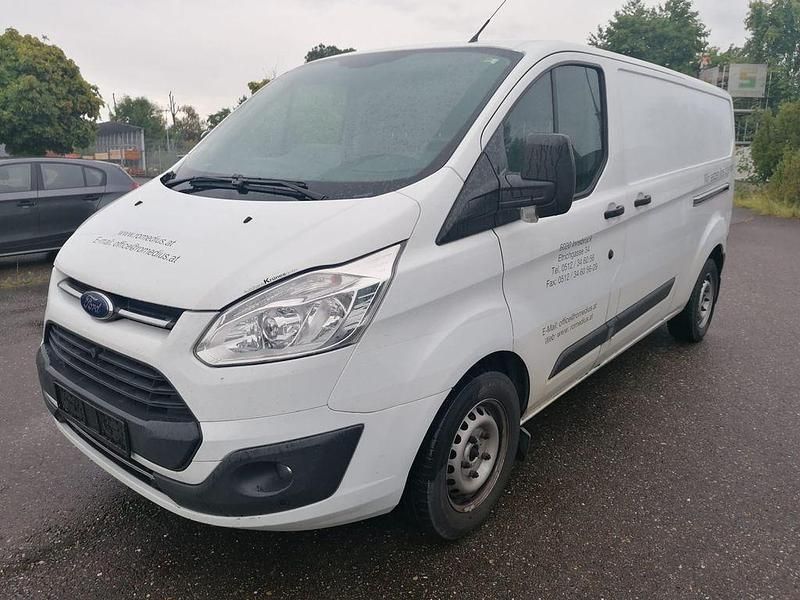 Weiß Gebraucht 2016 Ford Transit Custom Trend Van / Kleinbus | 8.480 € - Bild 1/4