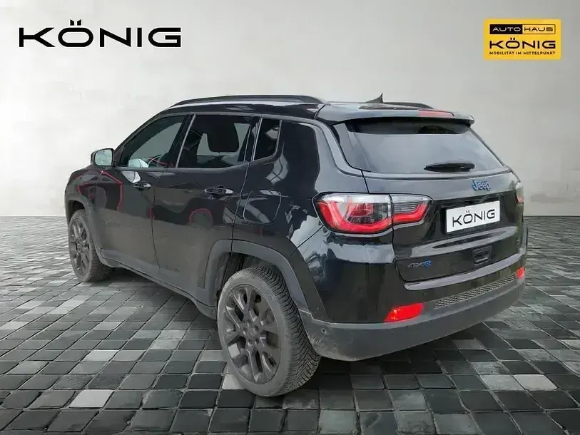 Usado Jeep Compass 239 HP (175 kW) 2020 Preto SUV