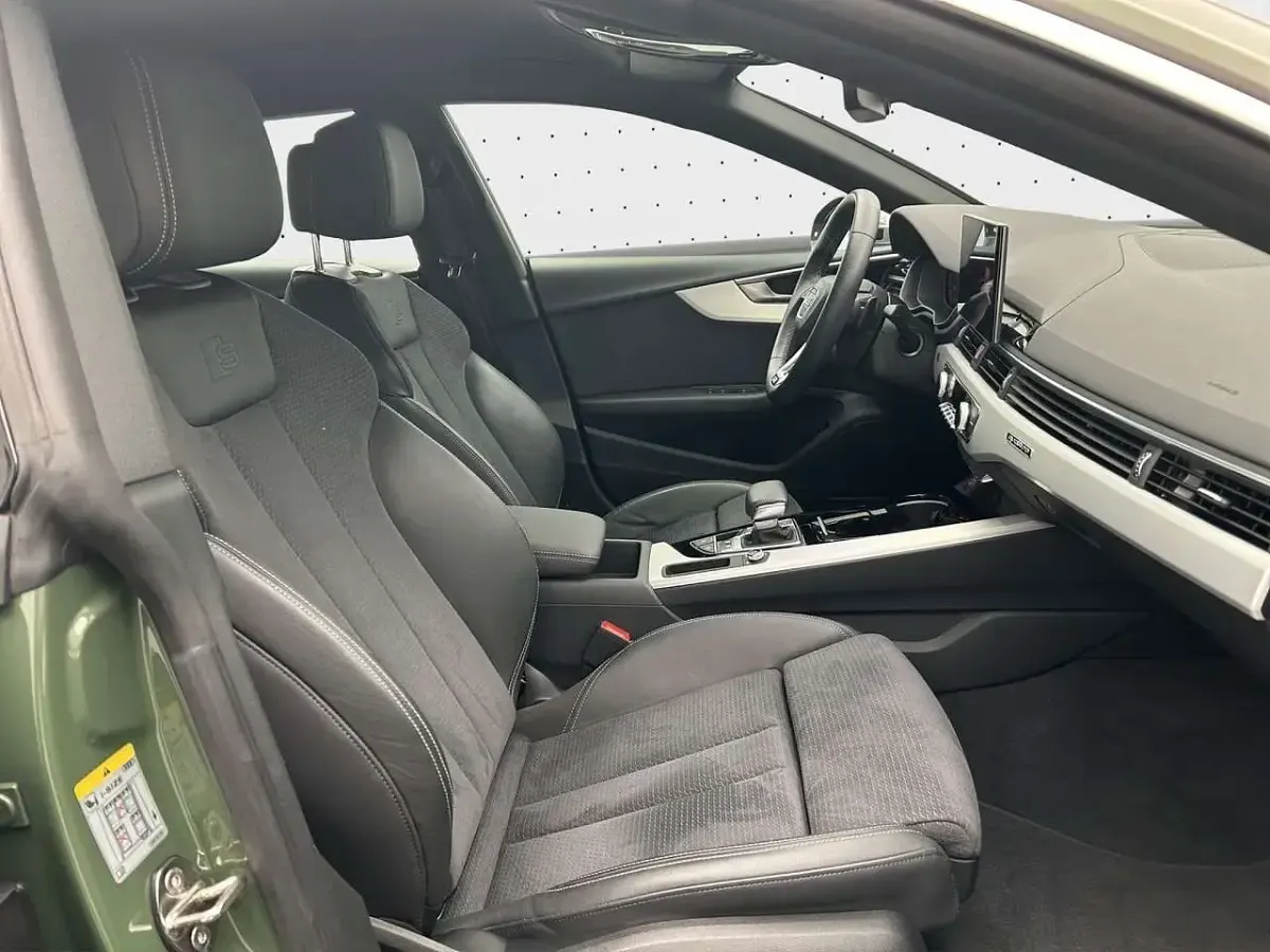 Usata Audi S5 341 CV (250 kW) 2023 Verde Coupé
