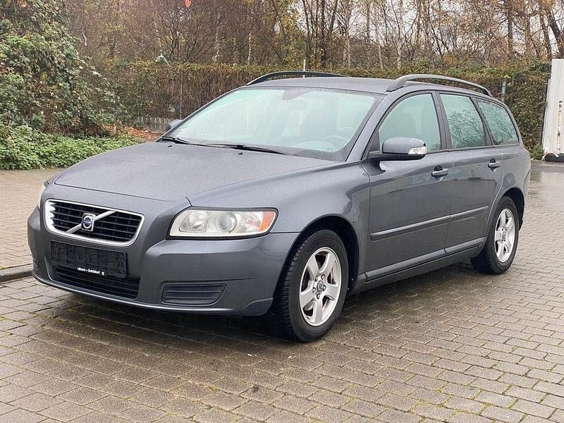 Gebraucht Volvo V50 109 PS (80 kW) 2008 Weiß Kombi