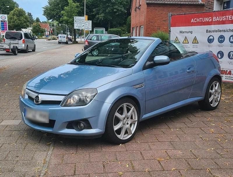 Blau Gebraucht 2005 Opel Tigra Kleinwagen | 550 € (Superpreis) - Bild 1/4