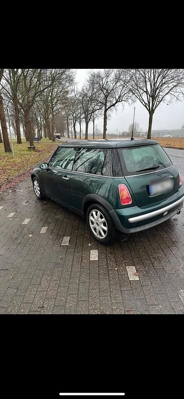 Second-hand Mini ONE 90 CP (66 kW) 2003 Verde Hatchback