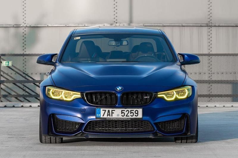 Blau Gebraucht 2018 BMW M3 Sport Line Limousine | 65.990 € (Fairer Preis) - Bild 1/4