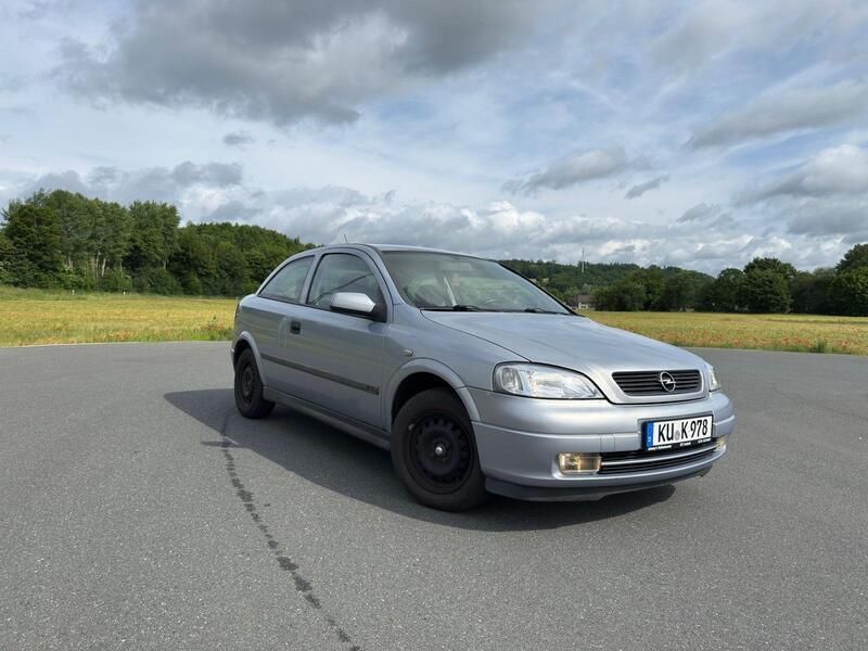 Silber Gebraucht 2001 Opel Astra Kleinwagen | 650 € (Guter Preis) - Bild 1/4
