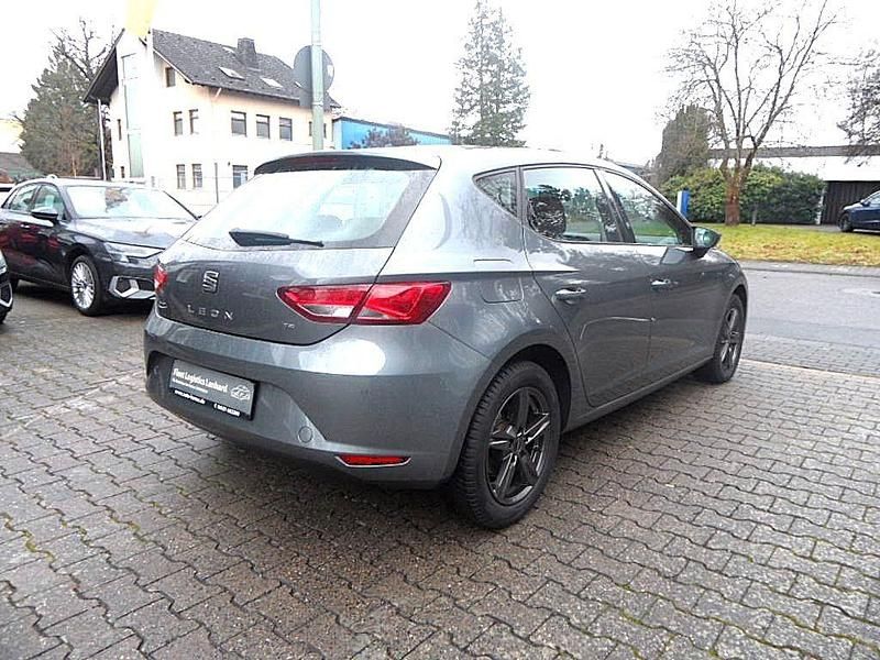 Gebraucht Seat Leon Ecomotive 105 PS (77 kW) 2013 Grau Limousine