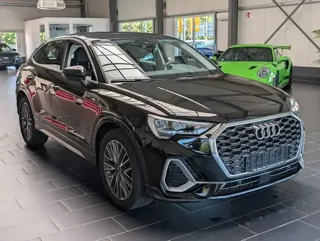 Gebraucht Audi Q3 Sportback S-Line 150 PS (110 kW) 2023 Schwarz SUV