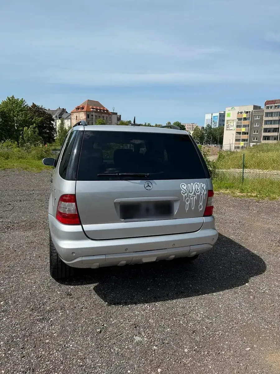 Gebraucht Mercedes ML350 235 PS (172 kW) 2003 Silber SUV