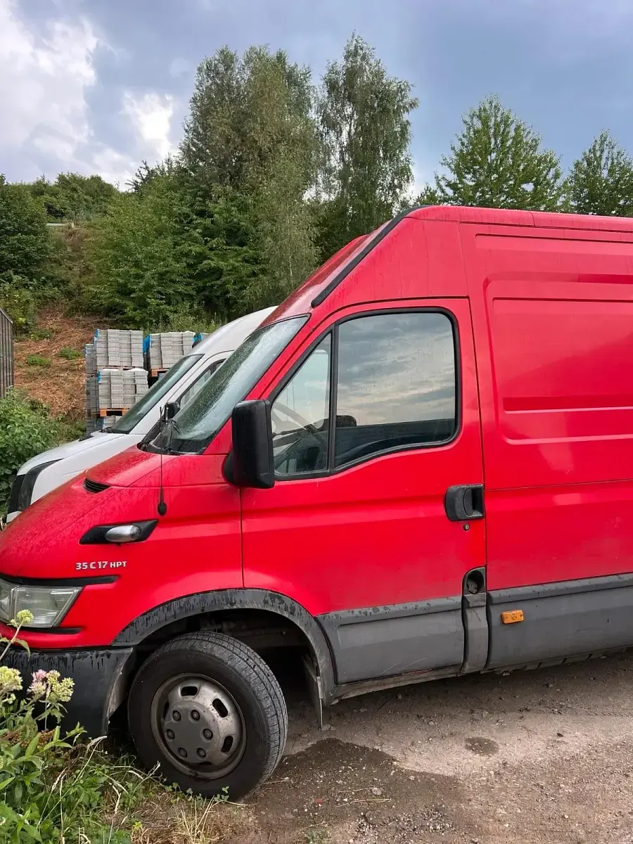 Gebraucht Iveco Daily 2005 Rot Van