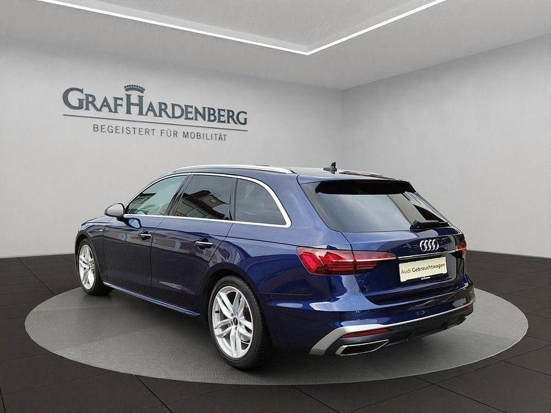 Gebraucht Audi A4 S-Line 163 PS (119 kW) 2022 Navarrablau metallic Kombi