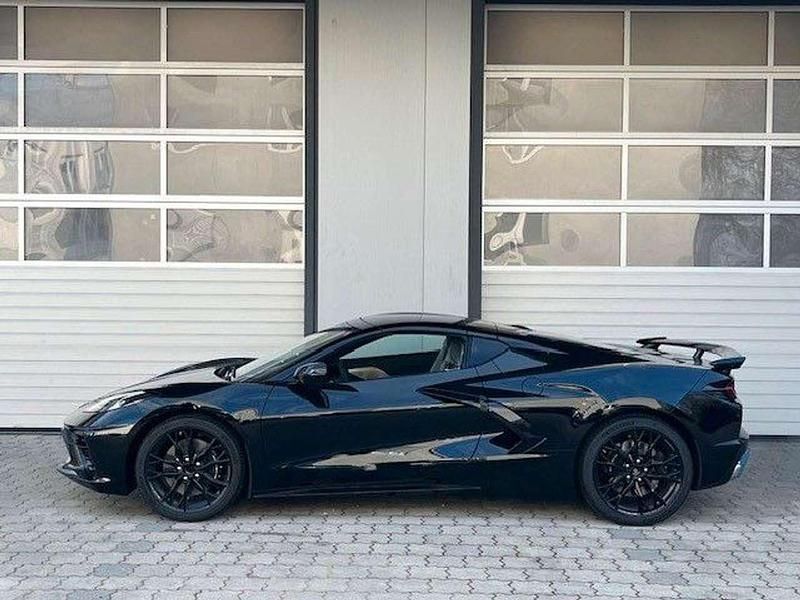 Neu Corvette C8 481 PS (353 kW) 2025 Gba schwarz Coupé
