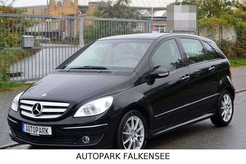 Gebraucht Mercedes B200 193 PS (141 kW) 2006 Schwarz Van / Kleinbus