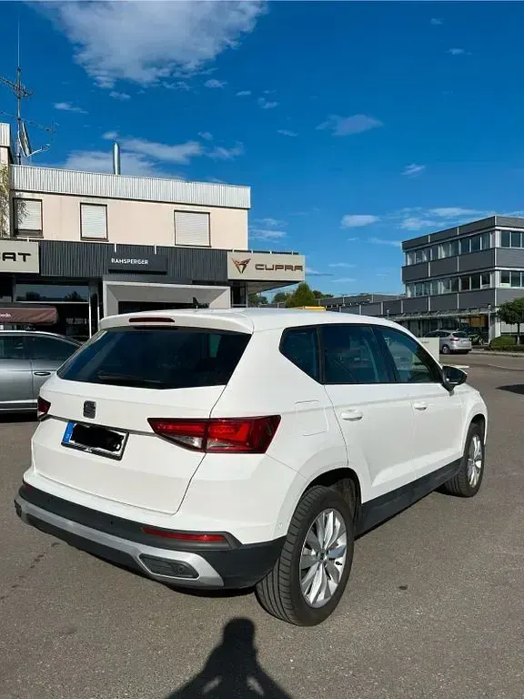 Gebraucht Seat Ateca 150 PS (110 kW) 2022 Weiß SUV