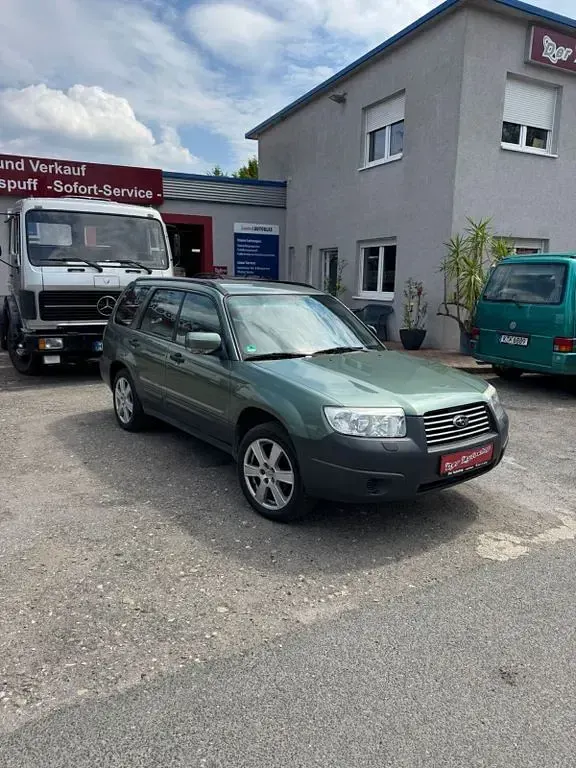 Gebraucht Subaru Forester Trend 158 PS (116 kW) 2006 Grün SUV