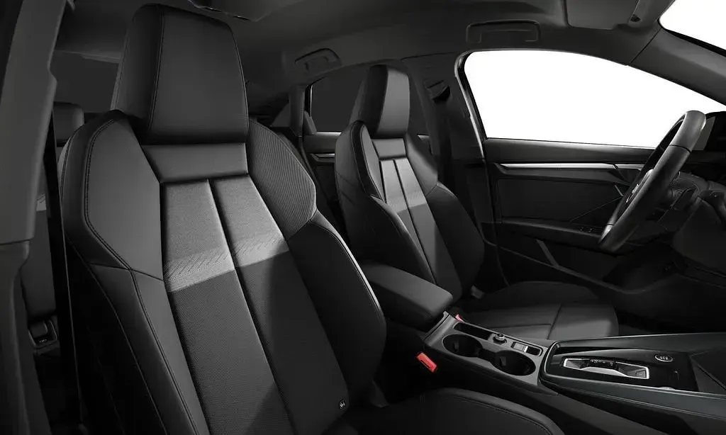 Gebraucht Audi A3 Ambiente 116 PS (85 kW) 2025 Schwarz Limousine