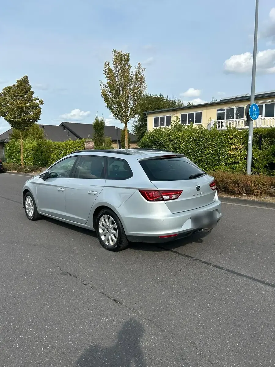 Gebraucht Seat Leon 150 PS (110 kW) 2015 Silber Kombi