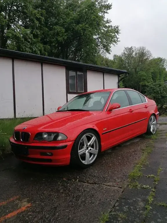 Gebraucht BMW 320 Performance 150 PS (110 kW) 1998 Rot Limousine