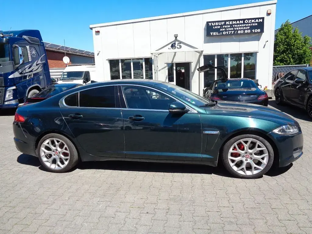 Gebraucht Jaguar XF 275 PS (202 kW) 2013 Grün Limousine