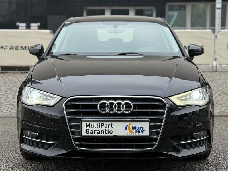 Gebraucht Audi A3 Ambition 110 PS (80 kW) 2015 Schwarz Limousine