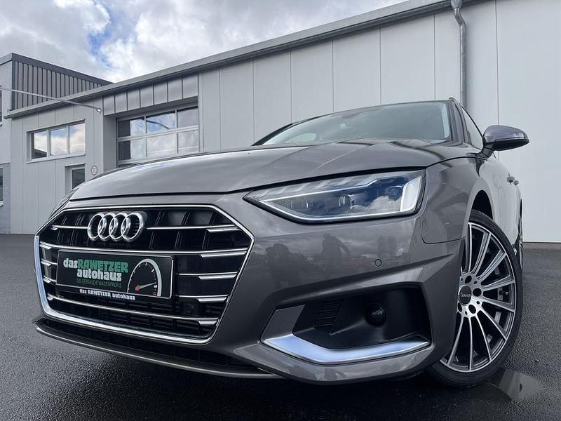 Gebraucht Audi A4 Advanced 150 PS (110 kW) 2022 Terragrau Kombi