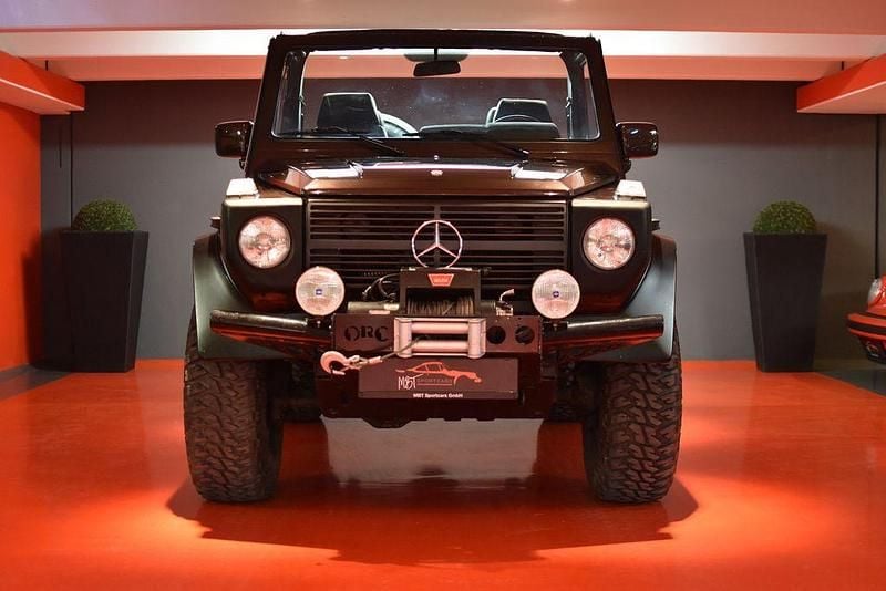 Braun Gebraucht 1984 Mercedes G500 SUV | 67.900 € - Bild 1/4