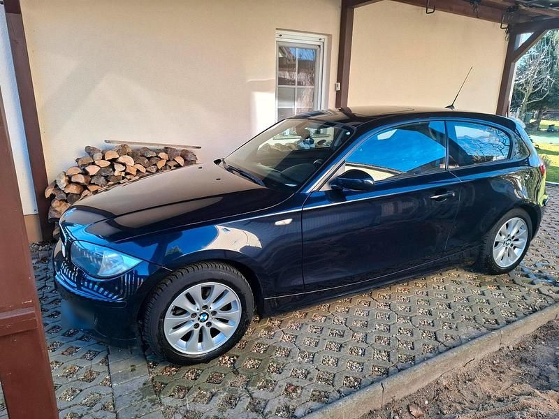 Gebraucht BMW 116 Efficient Dynamics 116 PS (85 kW) 2009 Blau Kleinwagen