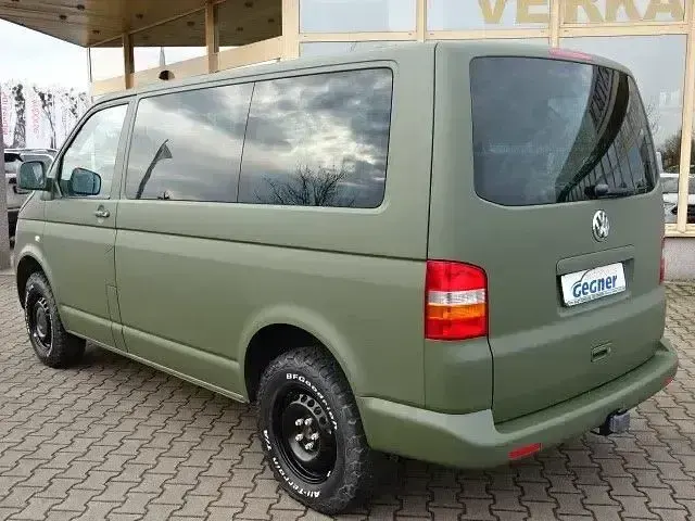 Second-hand VW T5 131 CP (96 kW) 2010 Verde Van