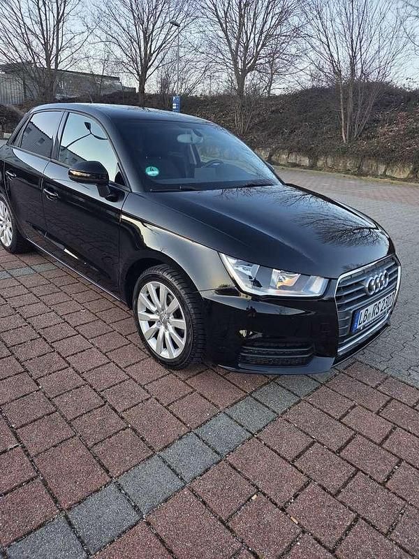 Gebraucht Audi A1 95 PS (69 kW) 2017 Schwarz Kleinwagen