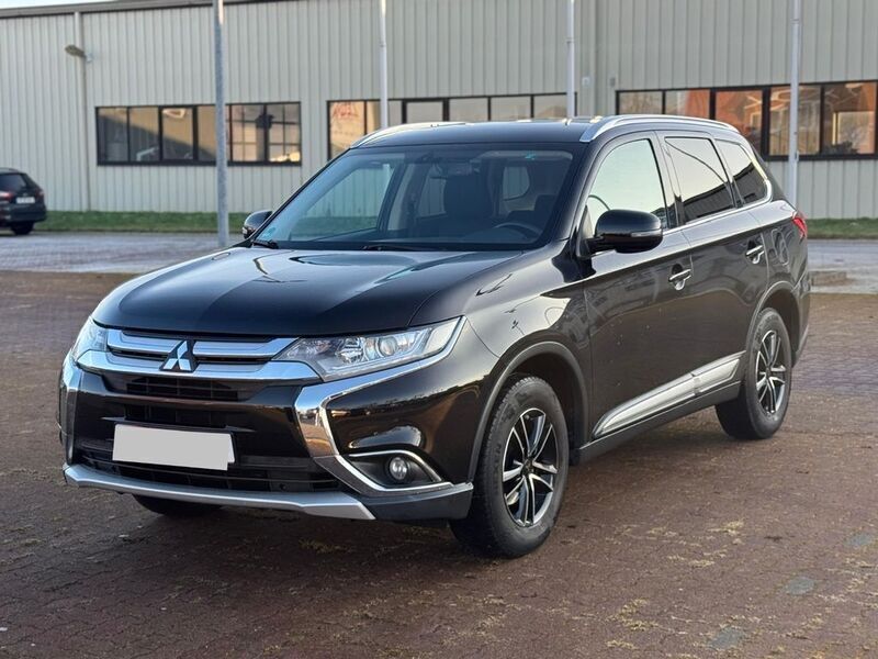 Schwarz Gebraucht 2017 Mitsubishi Outlander Edition SUV | 14.400 € (Fairer Preis) - Bild 1/4