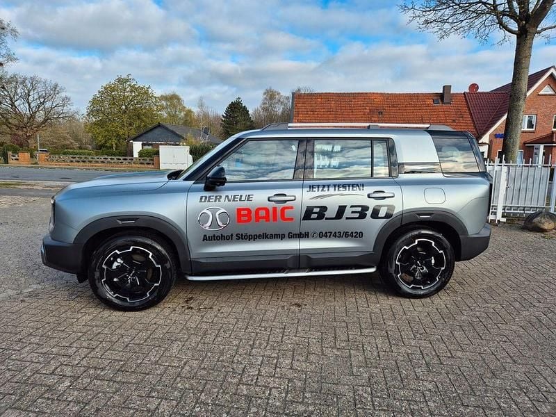 Neu Baic BJ30 280 PS (205 kW) 2025 Grau SUV