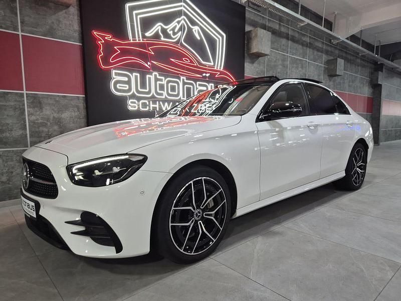 Gebraucht Mercedes E300 AMG line 194 PS (142 kW) 2023 Weiß Limousine