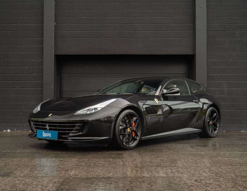 Gebraucht Ferrari GTC4Lusso 610 PS (448 kW) 2018 Schwarz Kombi