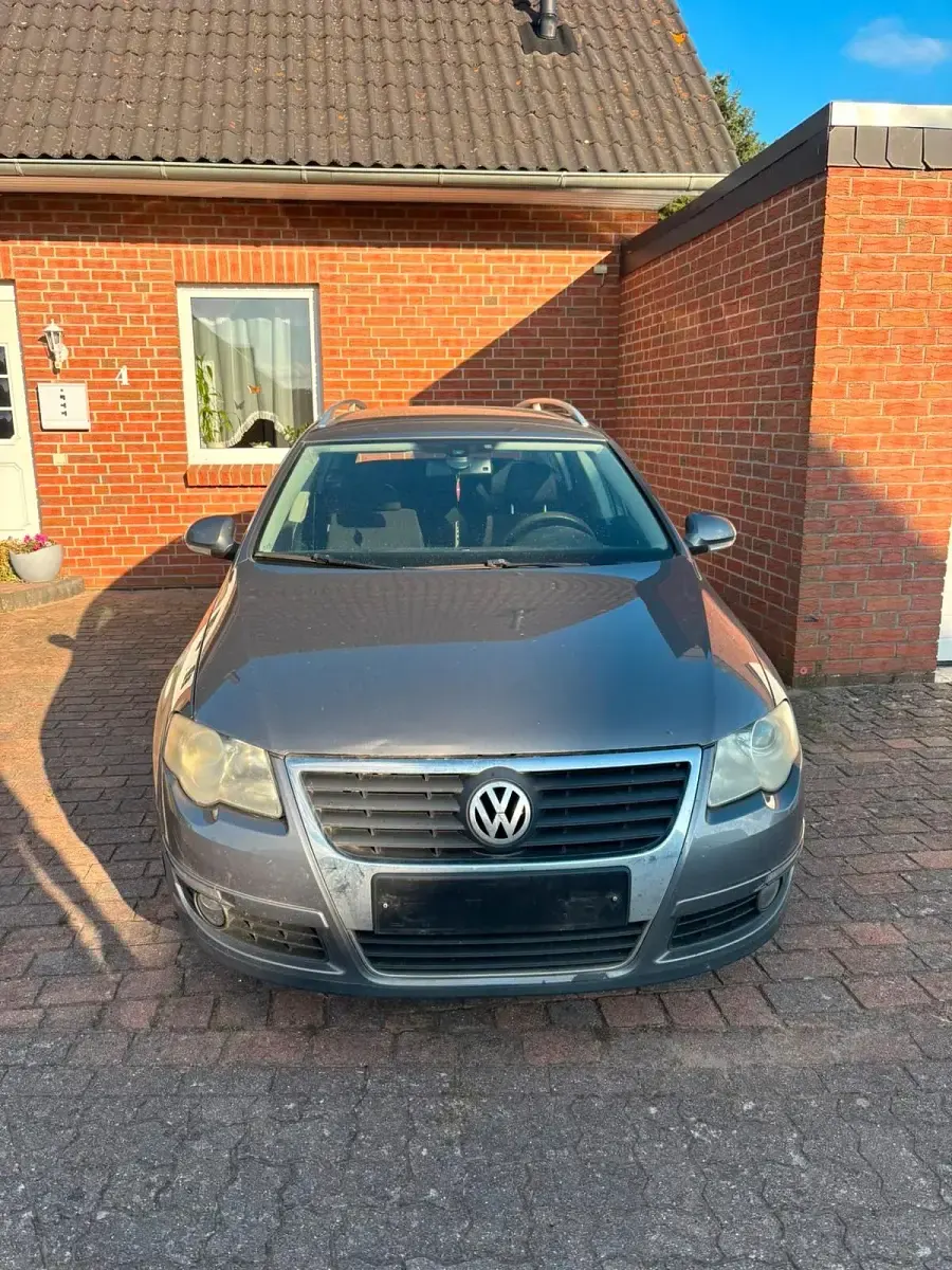 Gebraucht VW Passat 140 PS (102 kW) 2006 Braun Kombi