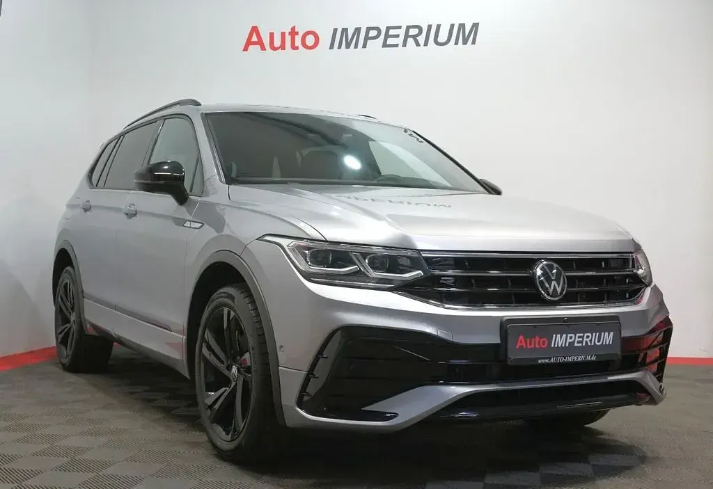Gebraucht VW Tiguan Allspace R-line 150 PS (110 kW) 2022 Silber SUV