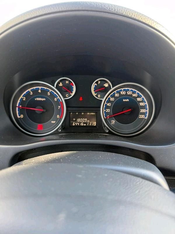 Gebraucht Suzuki SX4 120 PS (88 kW) 2010 Silber Limousine