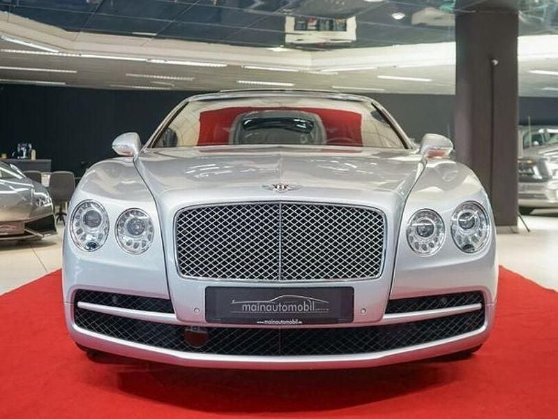 Gebraucht Bentley Flying Spur Mulliner 507 PS (372 kW) 2015 Moonbeam metallic (metallic) Limousine