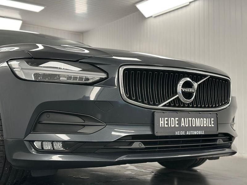 Gebraucht Volvo V90 150 PS (110 kW) 2019 Savile grey Kombi