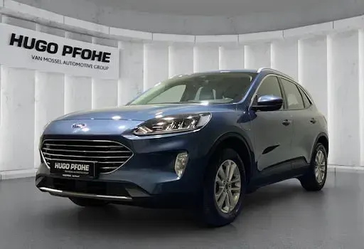 Gebraucht Ford Kuga Titanium 224 PS (164 kW) 2022 Blau SUV
