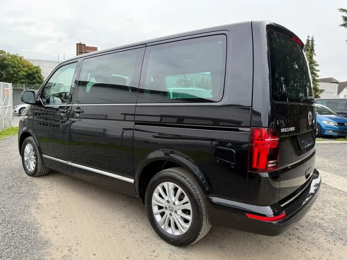 Gebraucht VW T6.1 Highline 150 PS (110 kW) 2020 Schwarz Van