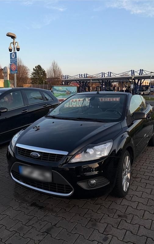 Gebraucht Ford Focus Titanium 145 PS (106 kW) 2009 Schwarz Cabrio