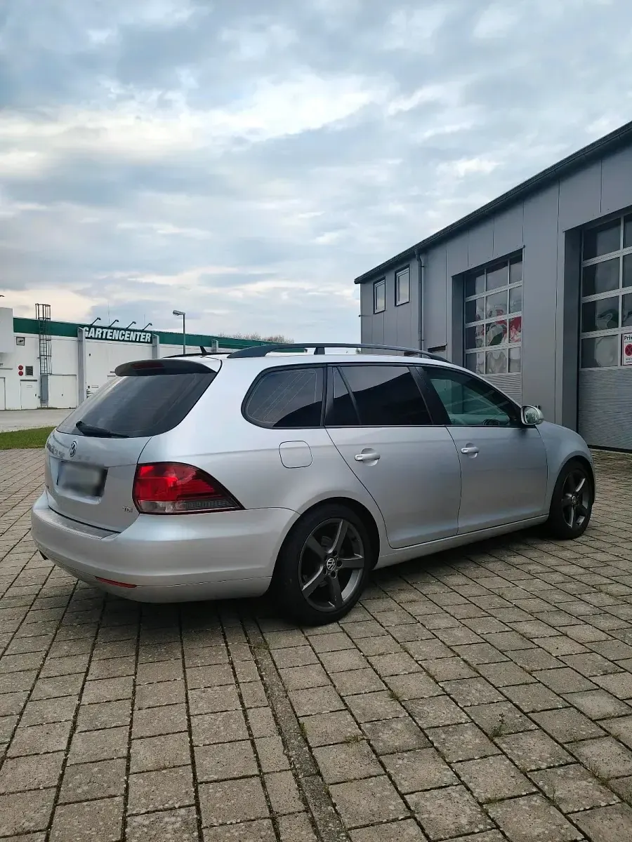 Gebraucht VW Golf VI 105 PS (77 kW) 2010 Grau Kombi