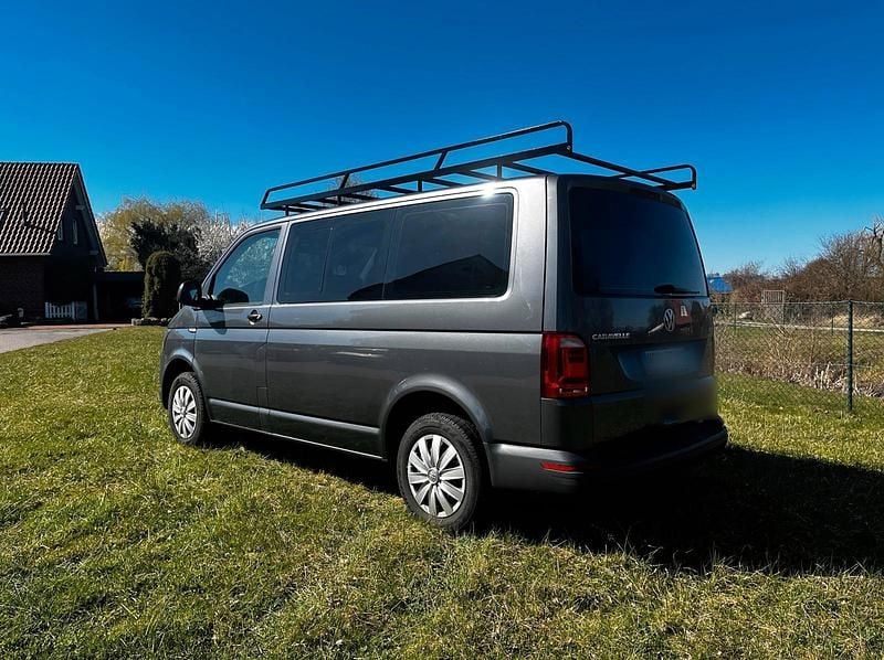 Gebraucht VW T6 2017 Grau Van