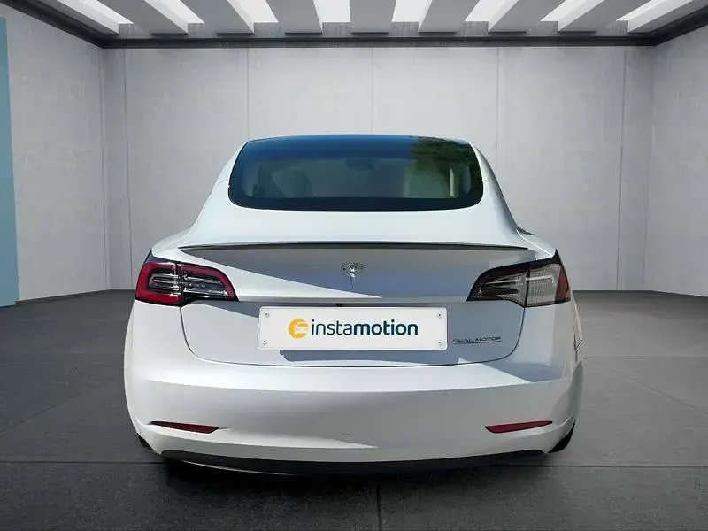 Gebraucht Tesla Model 3 377 kW (513 PS) 2021 Weiß Limousine