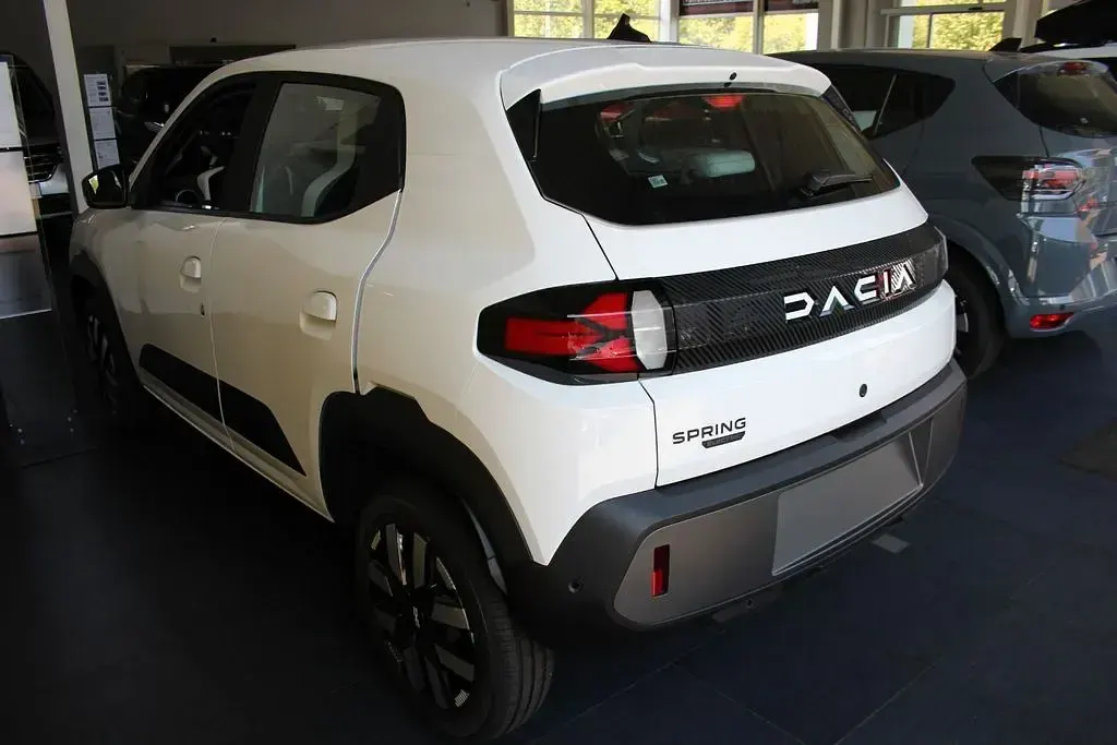 Neu Dacia Spring Expression 52 kW (71 PS) 2026 Weiß Kleinwagen