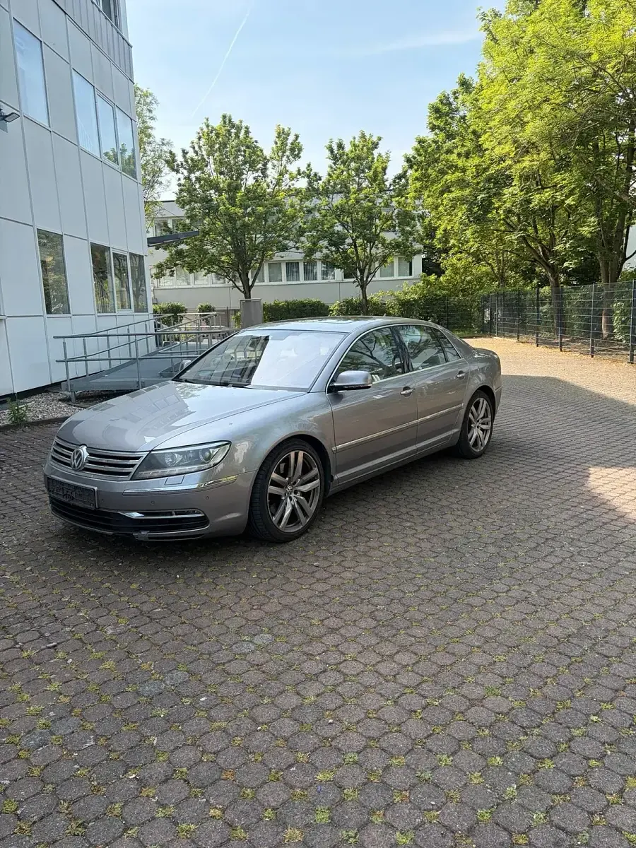 Occasion VW Phaeton 240 ch (176 kW) 2012 Argent Berline