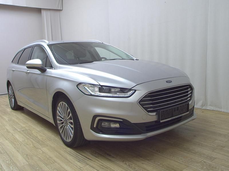 Gebraucht Ford Mondeo Titanium 150 PS (110 kW) 2021 Silber Kombi