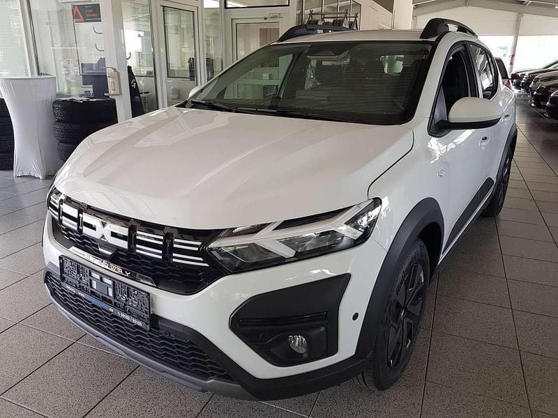 Gebraucht Dacia Sandero Stepway 91 PS (66 kW) 2025 Weiß Kleinwagen