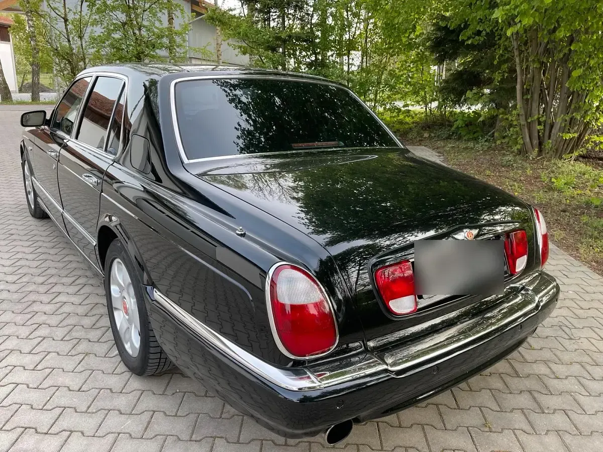 Second-hand Bentley Arnage 405 CP (297 kW) 2001 Negru Berlinǎ