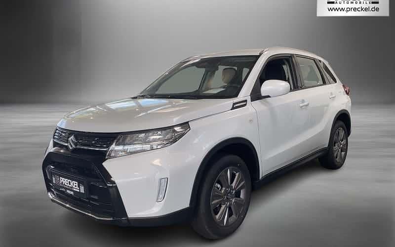 Weiß Neu 2025 Suzuki Vitara Club SUV | 21.490 € (Superpreis) - Bild 1/4